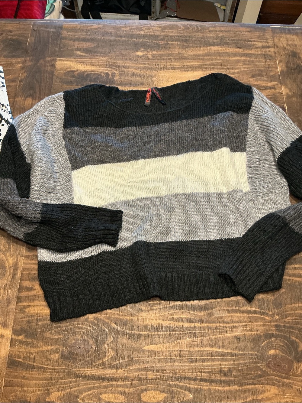 YOKI Striped Crewneck cropped Sweater - Black, Gray & Cream
